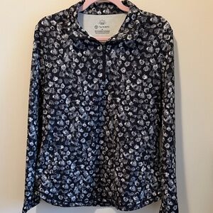 Talbots UPF blk/wht/grey patterned, zip, long sleeves, excellent condition
